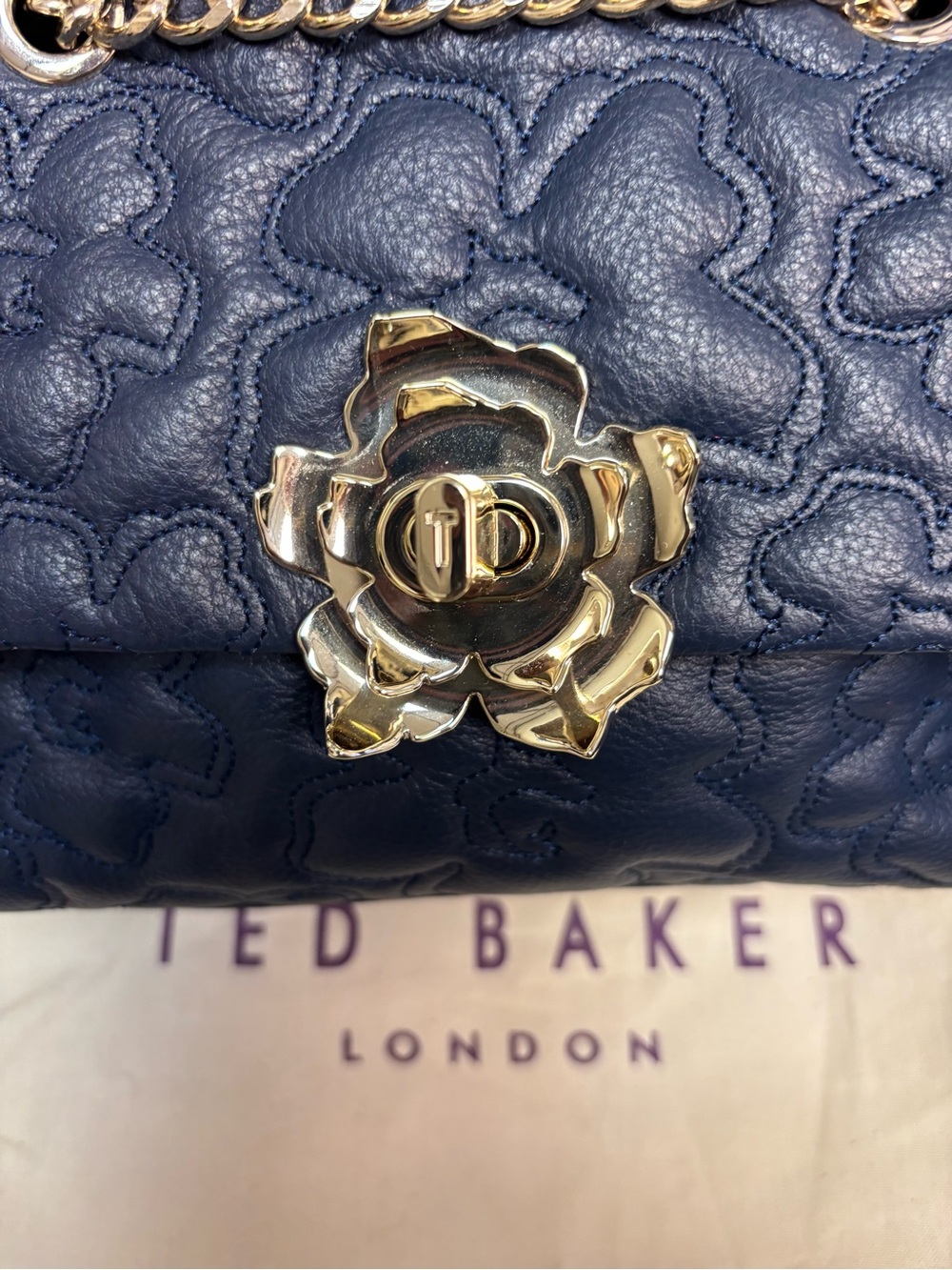 Ted Baker Ayshana Magnolia Quilted Mini Crossbody Bag Navy Blue Leather - Picture 4 of 11